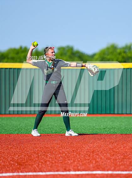 Thumbnail 1 in Georgetown vs Santa Fe (UIL 5A Reg III Semifinal) photogallery.