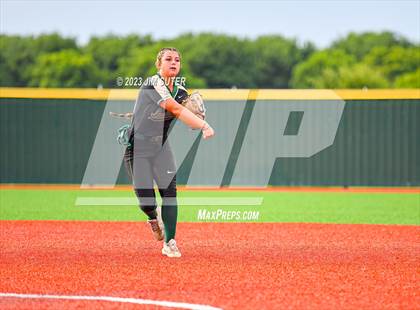 Thumbnail 1 in Georgetown vs Santa Fe (UIL 5A Reg III Semifinal) photogallery.