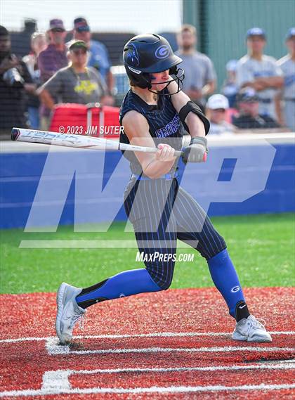 Thumbnail 2 in Georgetown vs Santa Fe (UIL 5A Reg III Semifinal) photogallery.