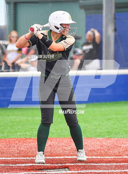 Thumbnail 1 in Georgetown vs Santa Fe (UIL 5A Reg III Semifinal) photogallery.