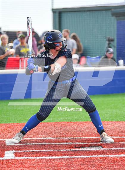 Thumbnail 1 in Georgetown vs Santa Fe (UIL 5A Reg III Semifinal) photogallery.