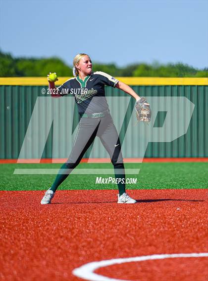 Thumbnail 2 in Georgetown vs Santa Fe (UIL 5A Reg III Semifinal) photogallery.