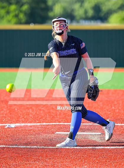 Thumbnail 1 in Georgetown vs Santa Fe (UIL 5A Reg III Semifinal) photogallery.