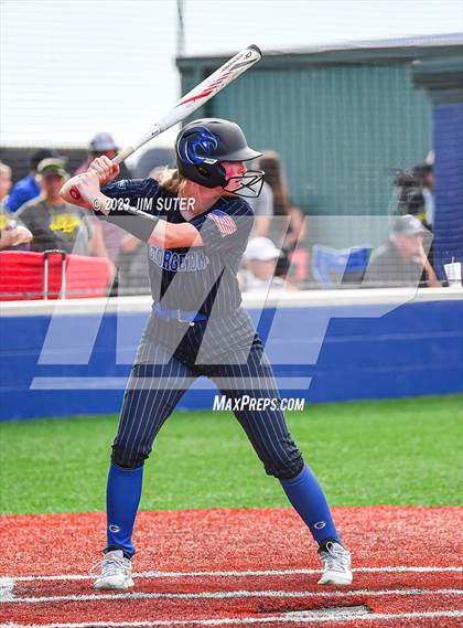 Thumbnail 3 in Georgetown vs Santa Fe (UIL 5A Reg III Semifinal) photogallery.