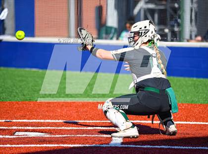 Thumbnail 3 in Georgetown vs Santa Fe (UIL 5A Reg III Semifinal) photogallery.