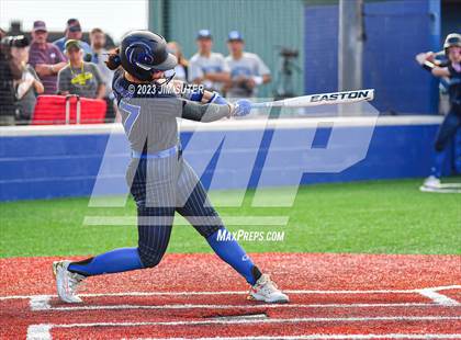 Thumbnail 2 in Georgetown vs Santa Fe (UIL 5A Reg III Semifinal) photogallery.