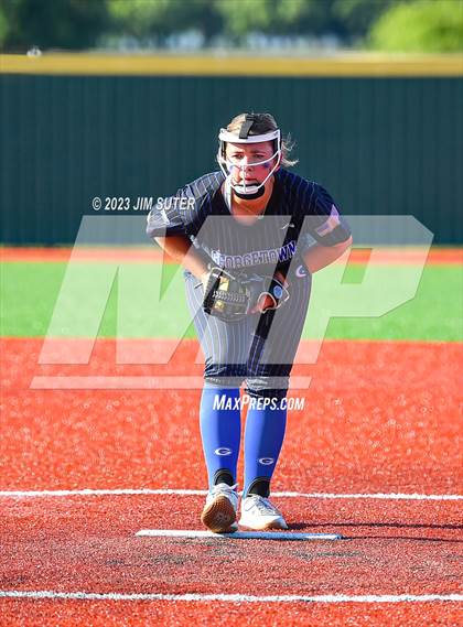 Thumbnail 2 in Georgetown vs Santa Fe (UIL 5A Reg III Semifinal) photogallery.