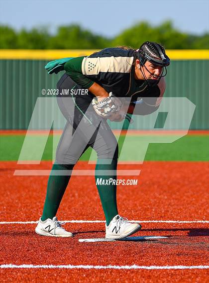Thumbnail 1 in Georgetown vs Santa Fe (UIL 5A Reg III Semifinal) photogallery.