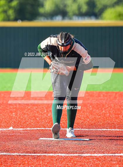 Thumbnail 3 in Georgetown vs Santa Fe (UIL 5A Reg III Semifinal) photogallery.