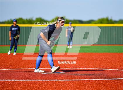 Thumbnail 3 in Georgetown vs Santa Fe (UIL 5A Reg III Semifinal) photogallery.