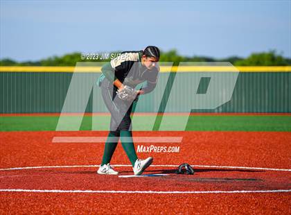 Thumbnail 2 in Georgetown vs Santa Fe (UIL 5A Reg III Semifinal) photogallery.
