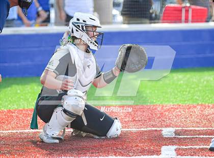 Thumbnail 1 in Georgetown vs Santa Fe (UIL 5A Reg III Semifinal) photogallery.