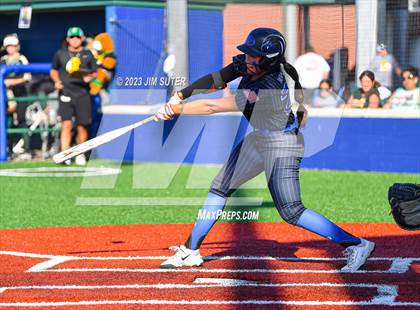 Thumbnail 1 in Georgetown vs Santa Fe (UIL 5A Reg III Semifinal) photogallery.
