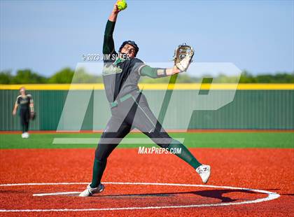Thumbnail 1 in Georgetown vs Santa Fe (UIL 5A Reg III Semifinal) photogallery.