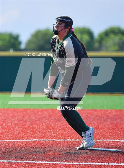 Thumbnail 3 in Georgetown vs Santa Fe (UIL 5A Reg III Semifinal) photogallery.