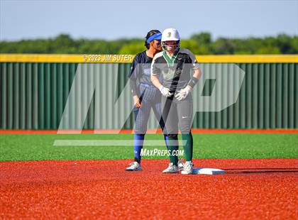 Thumbnail 2 in Georgetown vs Santa Fe (UIL 5A Reg III Semifinal) photogallery.