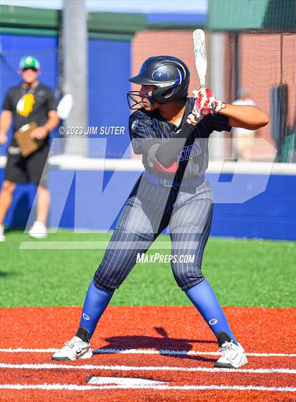 Thumbnail 2 in Georgetown vs Santa Fe (UIL 5A Reg III Semifinal) photogallery.