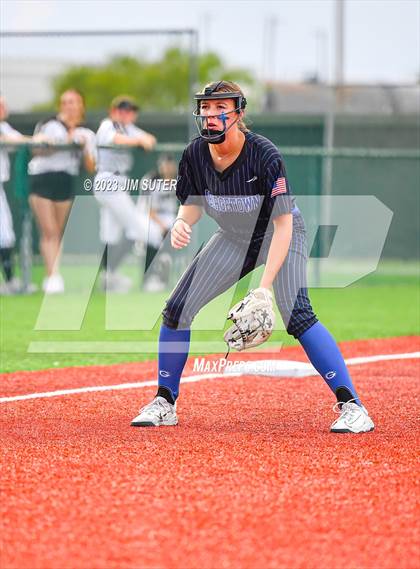 Thumbnail 3 in Georgetown vs Santa Fe (UIL 5A Reg III Semifinal) photogallery.