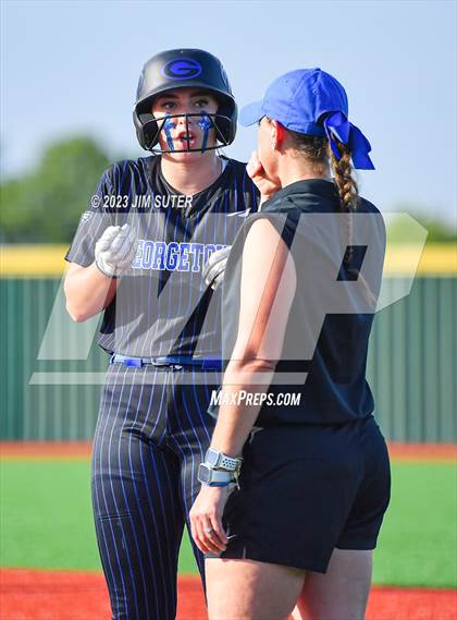 Thumbnail 3 in Georgetown vs Santa Fe (UIL 5A Reg III Semifinal) photogallery.