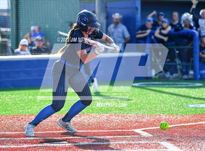 Thumbnail 3 in Georgetown vs Santa Fe (UIL 5A Reg III Semifinal) photogallery.