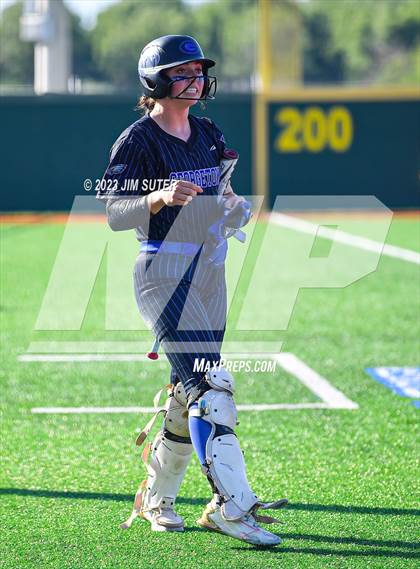 Thumbnail 3 in Georgetown vs Santa Fe (UIL 5A Reg III Semifinal) photogallery.