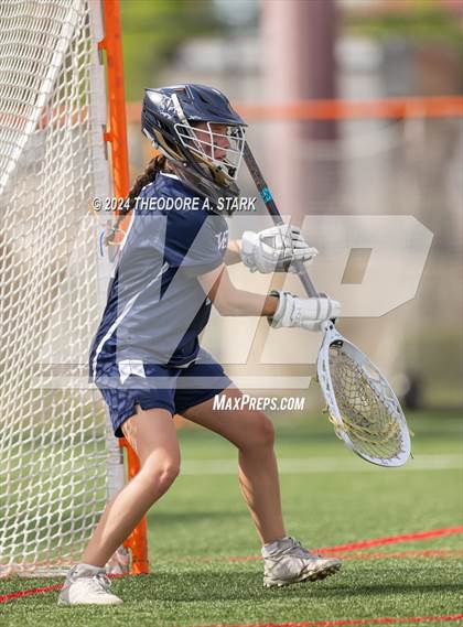 Thumbnail 2 in Mead vs. Evergreen (CHSAA 4A State Final) photogallery.