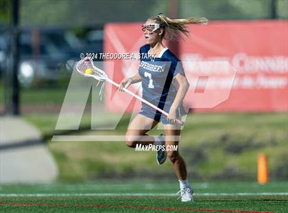 Thumbnail 2 in Mead vs. Evergreen (CHSAA 4A State Final) photogallery.