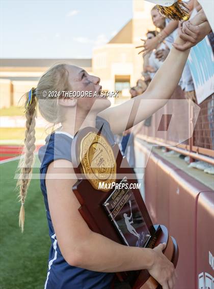 Thumbnail 1 in Mead vs. Evergreen (CHSAA 4A State Final) photogallery.