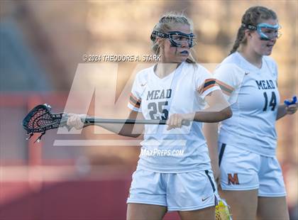 Thumbnail 3 in Mead vs. Evergreen (CHSAA 4A State Final) photogallery.