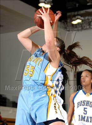 Thumbnail 3 in Walnut vs. Bishop Amat (So Cal Shootout) photogallery.