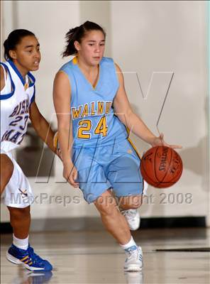 Thumbnail 3 in Walnut vs. Bishop Amat (So Cal Shootout) photogallery.