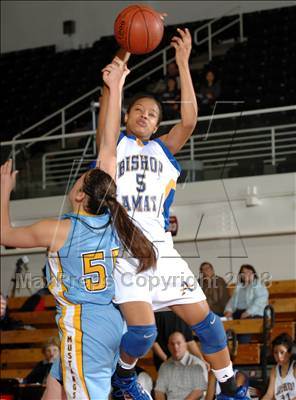 Thumbnail 2 in Walnut vs. Bishop Amat (So Cal Shootout) photogallery.