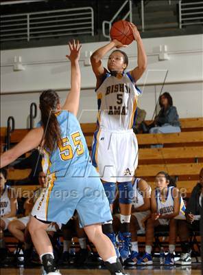 Thumbnail 3 in Walnut vs. Bishop Amat (So Cal Shootout) photogallery.