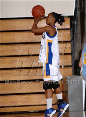 Thumbnail 1 in Walnut vs. Bishop Amat (So Cal Shootout) photogallery.