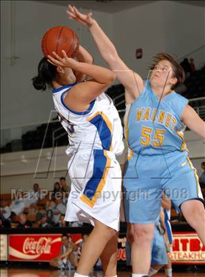 Thumbnail 3 in Walnut vs. Bishop Amat (So Cal Shootout) photogallery.