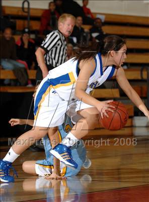 Thumbnail 1 in Walnut vs. Bishop Amat (So Cal Shootout) photogallery.