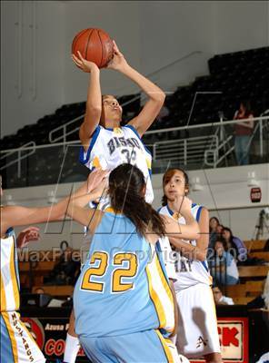 Thumbnail 3 in Walnut vs. Bishop Amat (So Cal Shootout) photogallery.