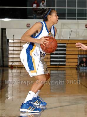 Thumbnail 1 in Walnut vs. Bishop Amat (So Cal Shootout) photogallery.