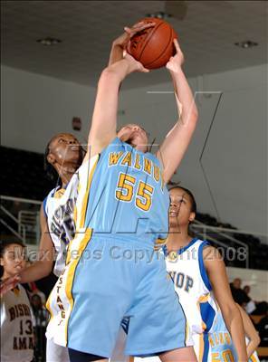 Thumbnail 3 in Walnut vs. Bishop Amat (So Cal Shootout) photogallery.