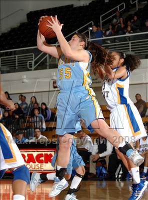Thumbnail 3 in Walnut vs. Bishop Amat (So Cal Shootout) photogallery.