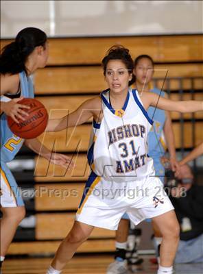 Thumbnail 3 in Walnut vs. Bishop Amat (So Cal Shootout) photogallery.