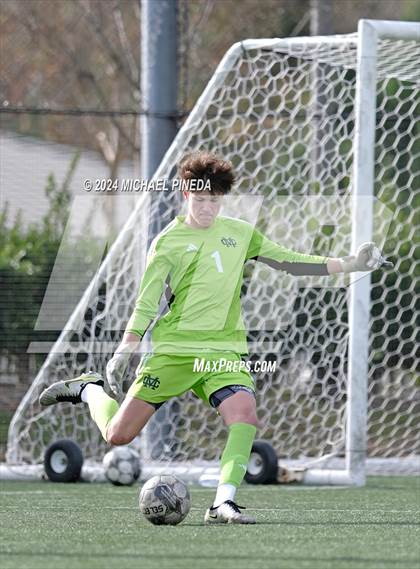 Thumbnail 3 in St. Francis vs Mira Costa (Hawks Invitational) photogallery.