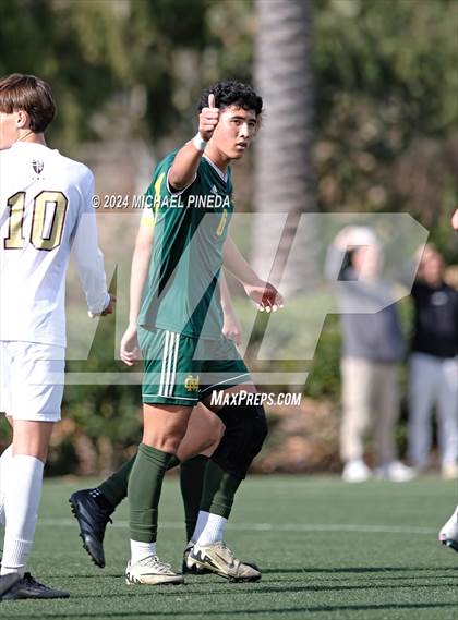 Thumbnail 2 in St. Francis vs Mira Costa (Hawks Invitational) photogallery.