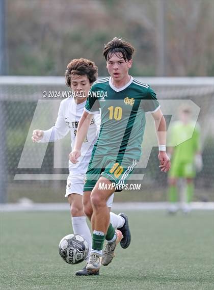 Thumbnail 3 in St. Francis vs Mira Costa (Hawks Invitational) photogallery.