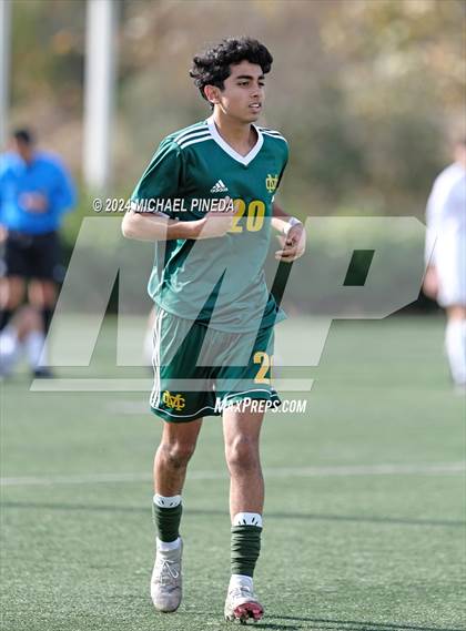 Thumbnail 2 in St. Francis vs Mira Costa (Hawks Invitational) photogallery.