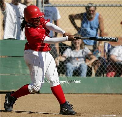 Thumbnail 1 in Mira Loma vs. Oakdale (D3 Sec. Final)#1 photogallery.