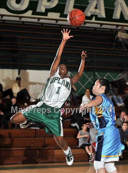 Thumbnail 1 in Los Osos @ Upland photogallery.