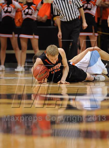 Thumbnail 3 in Valor Christian vs. Lewis-Palmer (CHSAA 4A Final) photogallery.