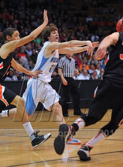 Thumbnail 3 in Valor Christian vs. Lewis-Palmer (CHSAA 4A Final) photogallery.