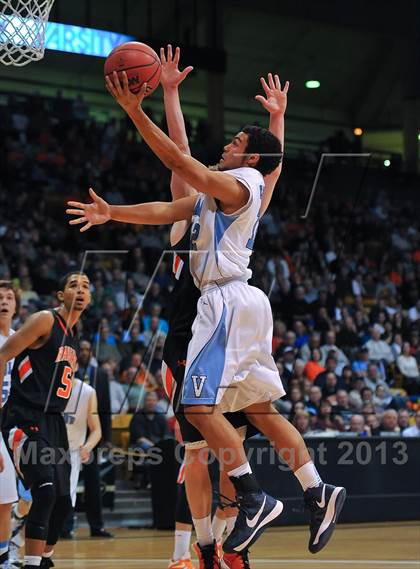 Thumbnail 3 in Valor Christian vs. Lewis-Palmer (CHSAA 4A Final) photogallery.